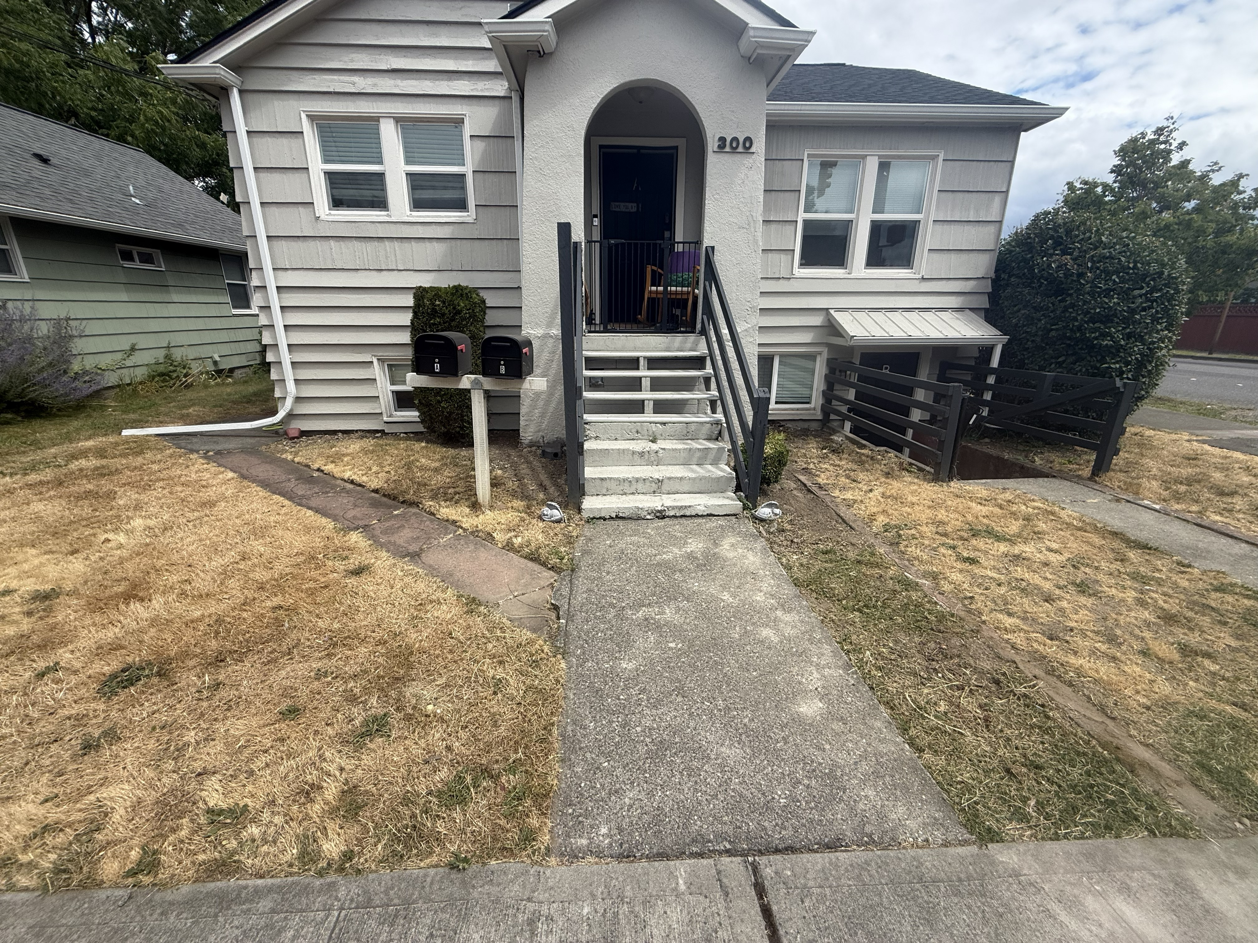 A Renton home after a complete landscaping cleanup